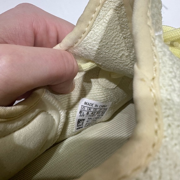 Adidas Yeezy 350 Yellow - Picture 2 of 6